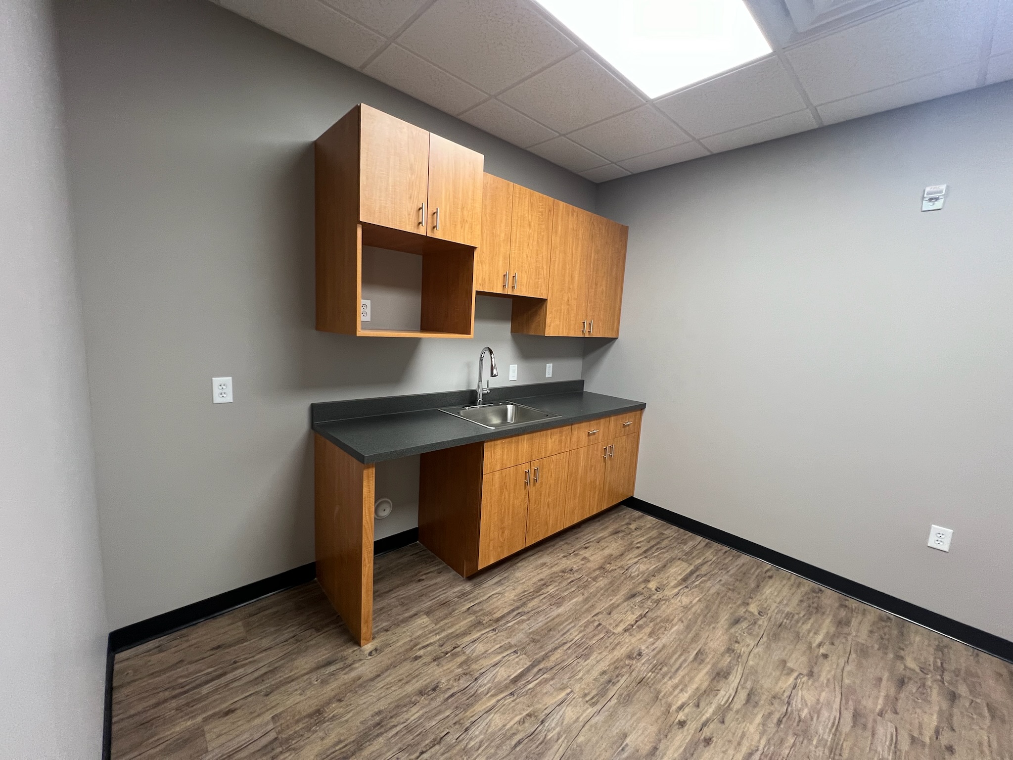 Laminate countertop example